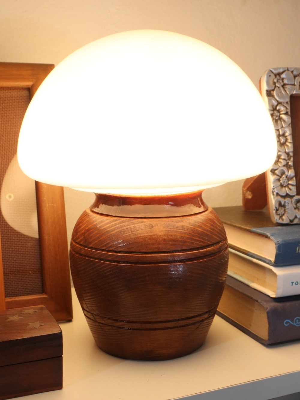 Upcycled Vintage-Inspired Table Lamp 1970s retro MCM Mushroom silhouette